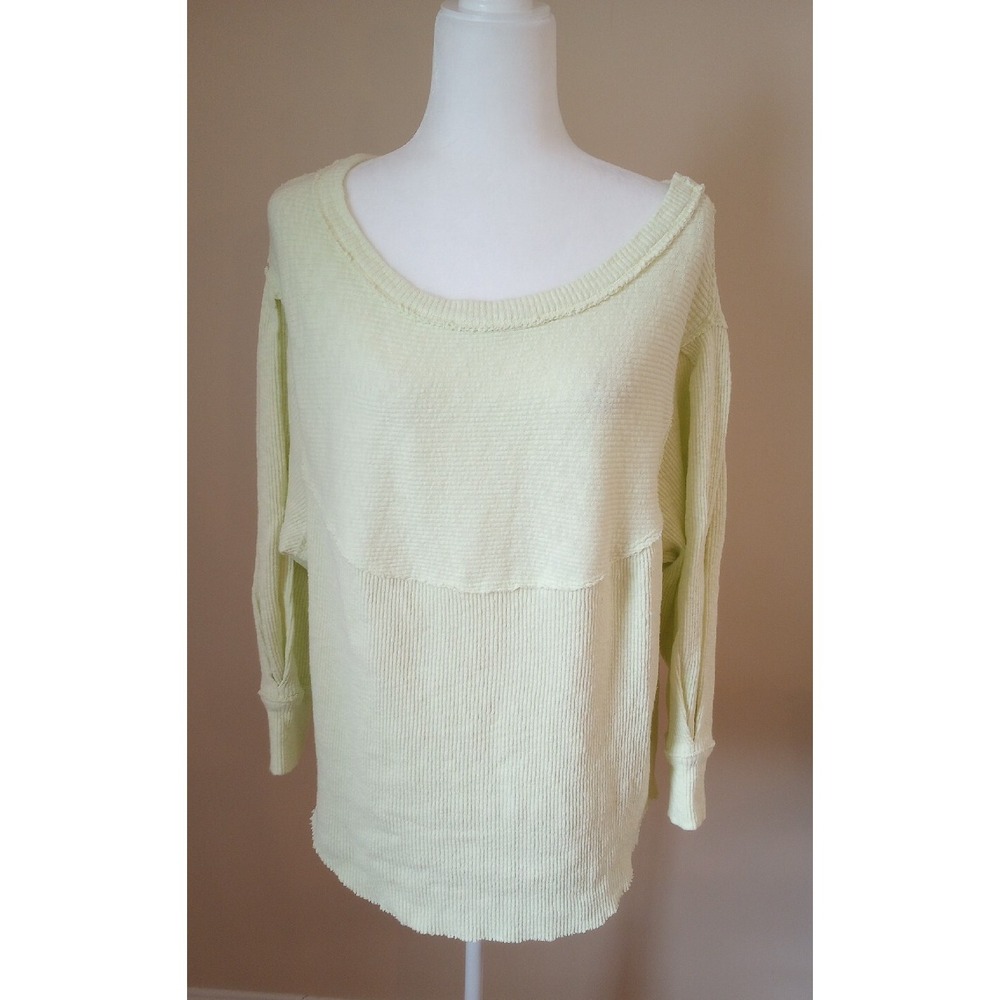 We The Free Ladies Textured Puffy Long Sleeve Pullover Size:S Color: Lemon/Lime